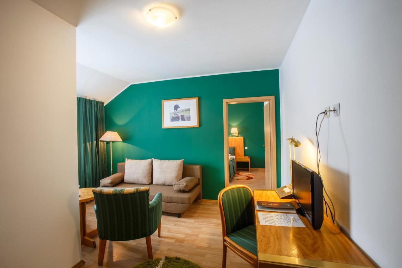 Domeniul Dracula Danes Hotel Ngoại thất bức ảnh