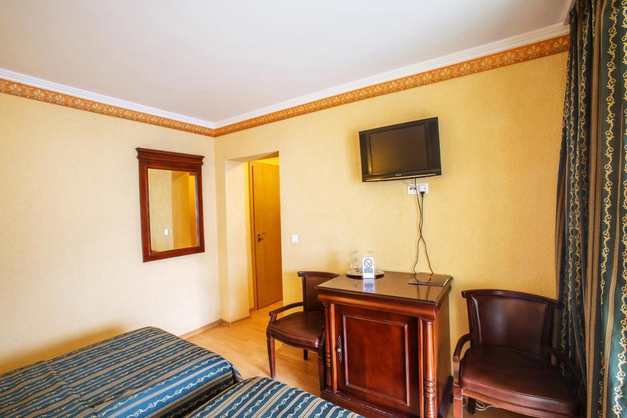 Domeniul Dracula Danes Hotel Ngoại thất bức ảnh
