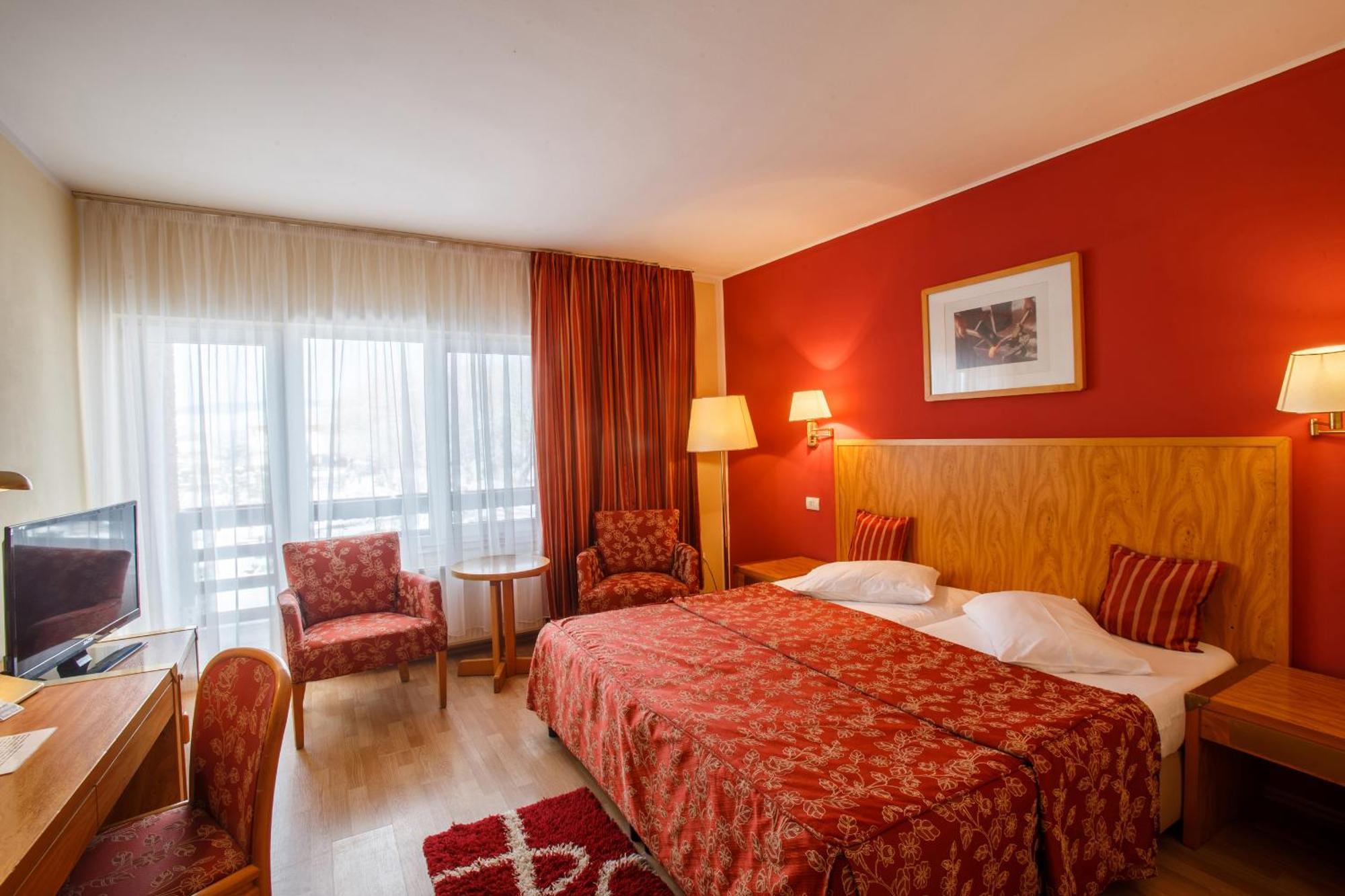Domeniul Dracula Danes Hotel Ngoại thất bức ảnh